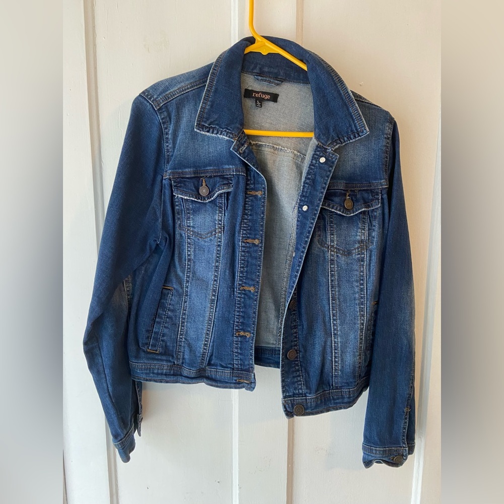 Women’s denim jacket